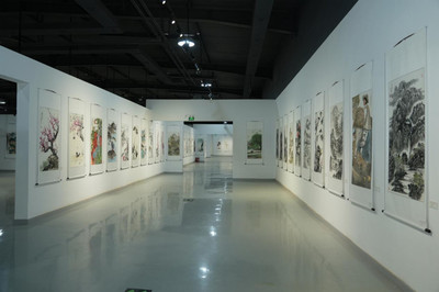 新大眾文藝之花綻放 及象教育中老年學員美術作品展圓滿舉行
